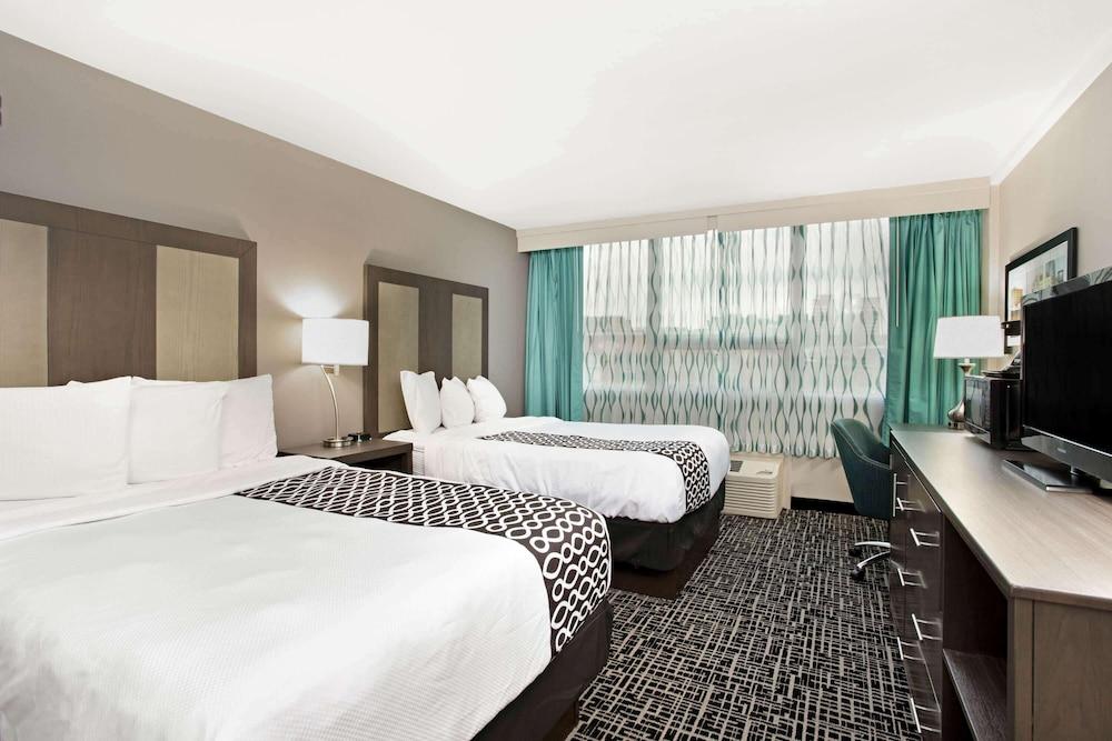 La Quinta & By Wyndham Downtown 3*