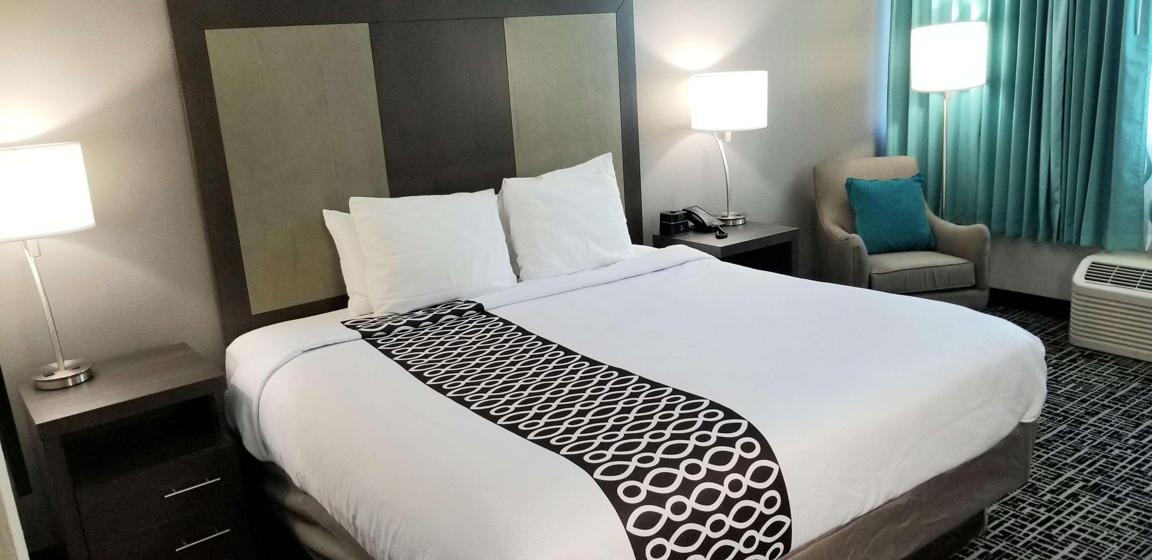 La Quinta & By Wyndham Downtown 3*